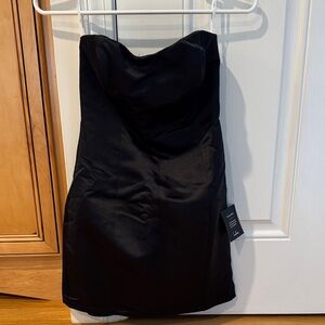 Lulu's Classic Black Strapless Dress